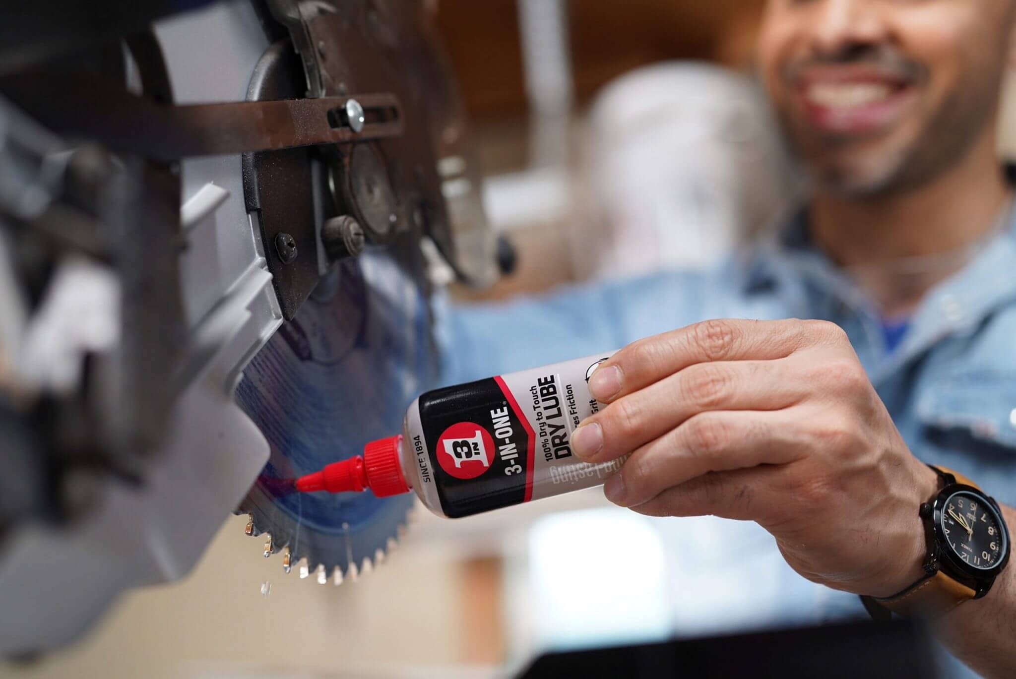 Dry Lube 100 Dry to the Touch Lubricant 3INONE